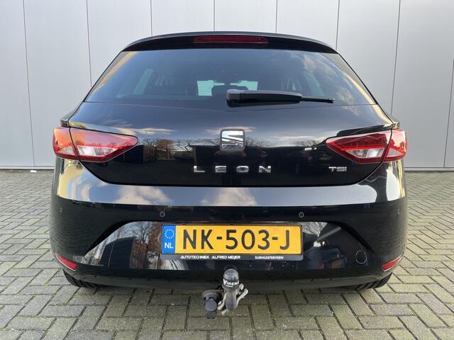 Seat LEON 1.2 TSI Style Business Trekhaak LED