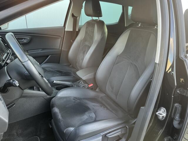 Seat LEON 1.2 TSI Style Business Trekhaak LED