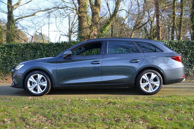 Seat LEON Sportstourer 1.5 eTSI FR Launch Edition Automaat/Led/Pdc/Ecc/Virtual Cockpit/Cr-Control adaptief/Privacy-Glass/18-Inch Lmv
