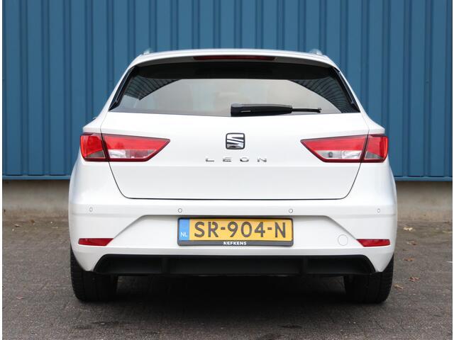 Seat LEON ST 116pk TSI Style Intense | 1ste eigenaar | Climate | Navigatie | Parkeersensoren | Privacy Glass