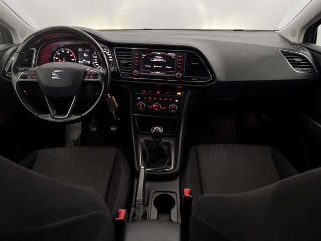 Seat LEON 1.2 TSI Style Business Clima, Parkeersensoren, Stoelverwarming, Cruise control, A start stop, Lichtmetalen velgen