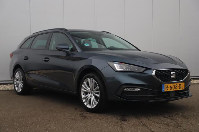 Seat LEON Sportstourer 1.0 TSI Style Business Intense 110PK 17 inch Full LED Navigatie Carplay Android Adaptive Cruise Lane Assist Getint Glas