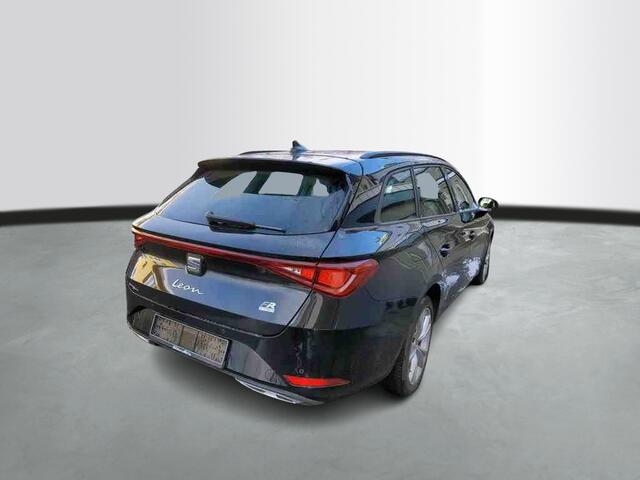 Seat LEON Sportstourer 1.4 TSI eHybrid 204pk PHEV FR / Matrix LED / Memory / Navi / Wordt Verwacht