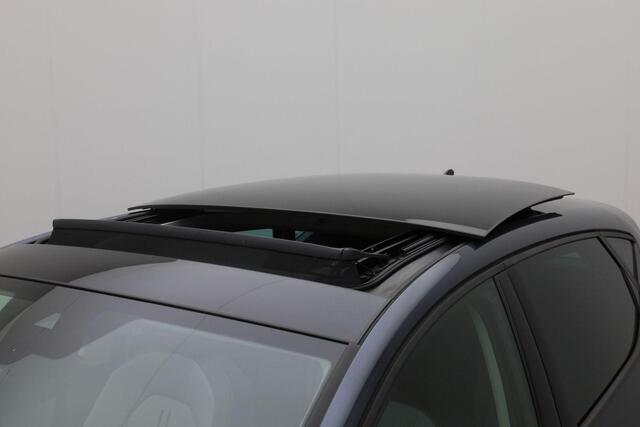 Seat LEON Sportstourer 1.0 eTSI 110 pk DSG Style Business Intense | Panoramadak | Stoelverwarming | Achteruitrijcamera | Adaptive Cruise | Keyless Entry