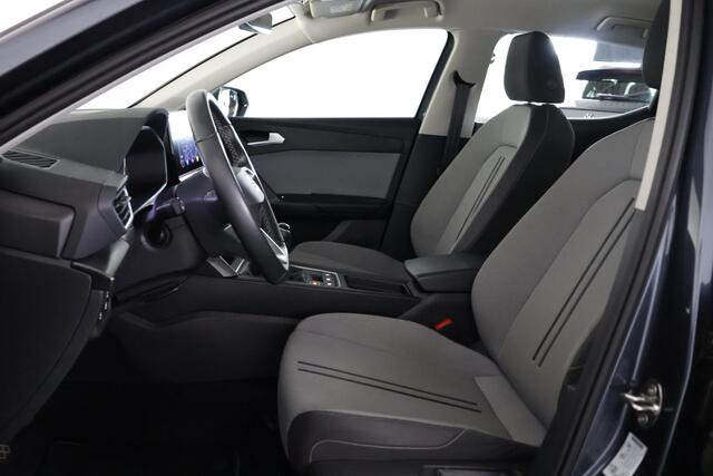 Seat LEON 1.0 TSI Style / Navi / Cruise / CarPlay / DAB / LED