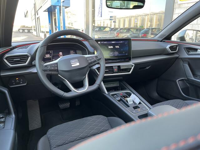 Seat LEON 1.4 TSI eHybrid PHEV FR / AUTOMAAT/ DIGITAL DASH/ PANO/ KEYLESS/ ACC/ NAVI/ FULL LINK/ PARK. SENSOREN + CAMERA/ DAB/ CLIMA/ STOELVERWARMING