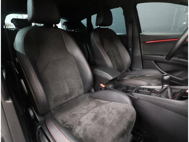 Seat LEON 1.5 TSI FR Ultimate Edition 6-BAK [VIRTUAL COCKPIT, CAMERA, APPLE CARPLAY, ANDROID, HALF LEDER, BEATS AUDIO, STOELVERWARMING, CRUISE, CLIMATE, NIEUWSTAAT]