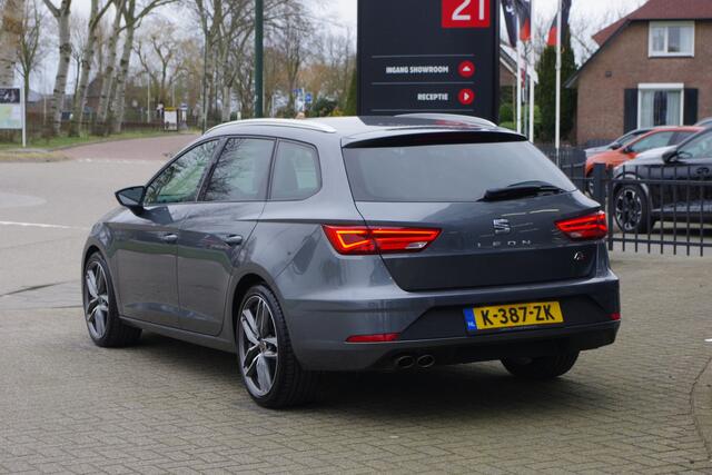 Seat LEON ST 1.4 EcoTSI 150 PK FR Business Intense, Camera, Navigatie, Carplay, Stoelverwarming
