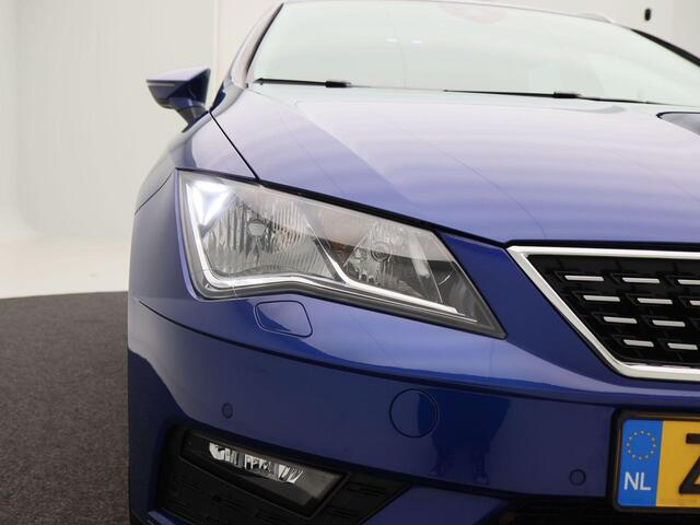 Seat LEON ST 1.5 TSi 150 Pk Xcellence Business Intense | Leder | 17 Inch | Camera | Stoelverwarming | 92.216 Km!!