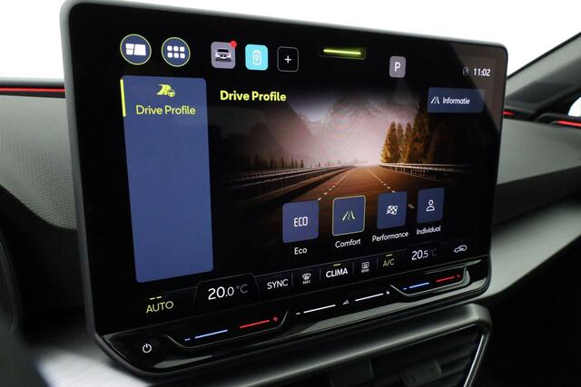 Seat LEON FR First Edition 1.5 TSI eHybrid 150kW / 204 pk DSG | LED | Side Assist | Camera | Privacy glass | 18 inch