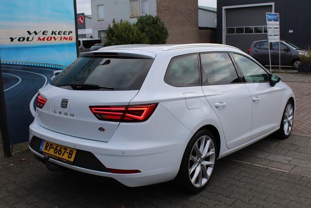 Seat LEON ST 1.4 EcoTSI FR 150 Pk Sport Intense Led Alcantara Keyless Stoelvw Clima 18inch Pdc