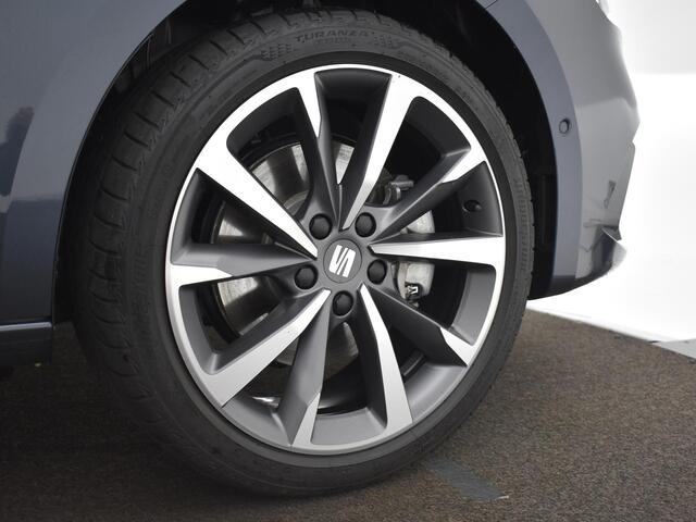 Seat LEON 1.4 TSI eHybrid PHEV FR Business Intense | Technology pack | Velgen 'performance supreme', 18 inch | Glazen schuif-kanteldak | Herwaardering |