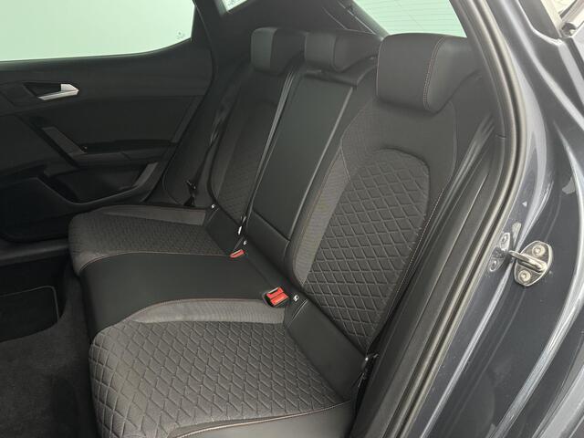 Seat LEON 1.5 eTSI FR Launch Edition | Navigatie | Carplay |