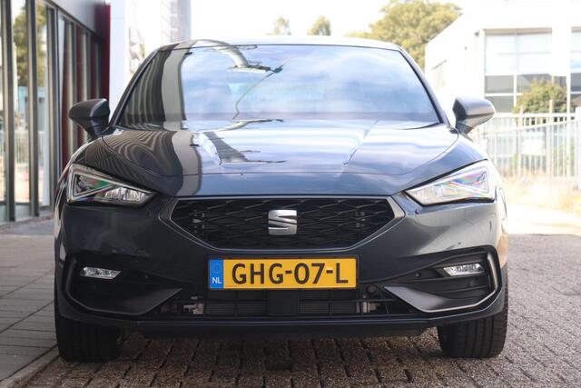 Seat LEON 1.4 TSI eHybrid PHEV FR Business Intense | Panoramadak | 18" lichtmetalen velgen | Stoelverwarming | Keyless entry/go |