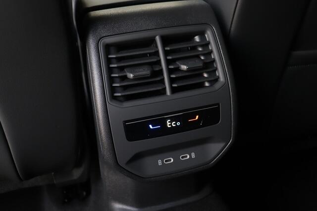 Seat LEON 1.4 TSI eHybrid PHEV FR Business Intense | Panoramadak | 18" lichtmetalen velgen | Stoelverwarming | Keyless entry/go |