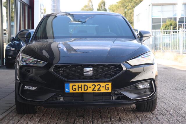 Seat LEON 1.5 TSI FR Business Intense | Facelift! | 18" lichtmetalen velgen | Matrix LED | Side assist