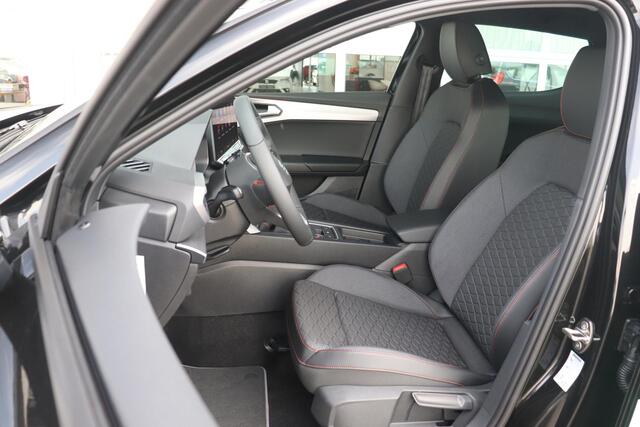 Seat LEON 1.5 TSI FR Business Intense | Facelift! | 18" lichtmetalen velgen | Matrix LED | Side assist