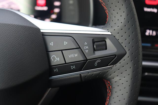 Seat LEON 1.5 TSI FR Business Intense | Facelift! | 18" lichtmetalen velgen | Matrix LED | Side assist