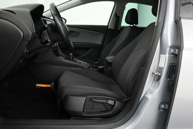 Seat LEON 1.0 TSI Style Intens | Carplay | Navigatie | Keyless | Climate control | PDC | Cruise control | Bluetooth