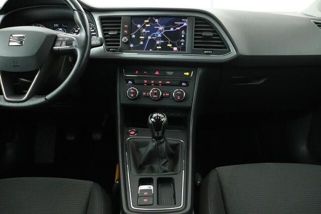 Seat LEON 1.0 TSI Style Intens | Carplay | Navigatie | Keyless | Climate control | PDC | Cruise control | Bluetooth