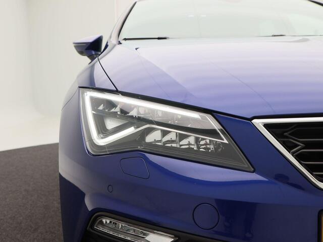 Seat LEON ST 1.5 TSi 150 Pk Automaat FR Business Intense | LED | Trekhaak | Climate Control | Keyless | DAB | Camera