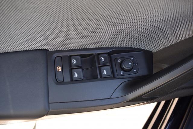 Seat LEON 1.0 eTSI Style | AUTOMAAT | CARPLAY | RIJKLAARPLIJS