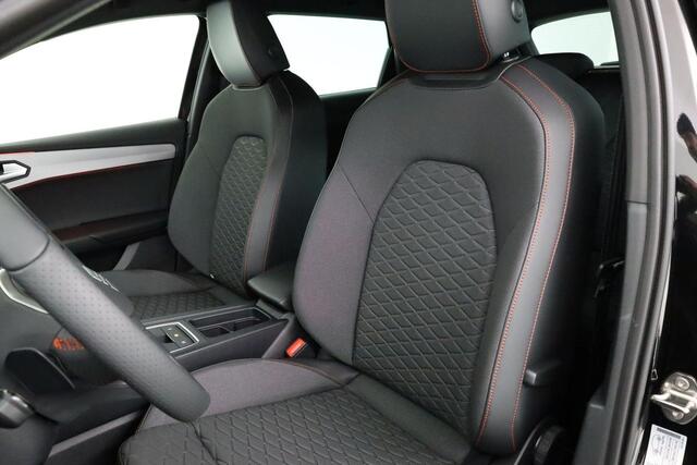 Seat LEON Sportstourer FR First Edition 1.5 TSI PHEV 150 kW / 204 pk DSG | Camera | LED | ACC | Side Assist | 18 inch