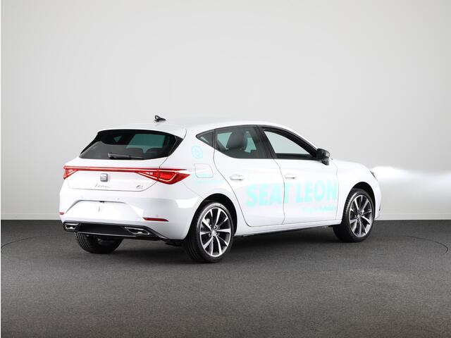 Seat LEON 1.5 TSI e-Hybrid FR PHEV First Edition 204pk Plug in Hybrid | Parkeercamera | 18 inch lichtmetalen velgen |