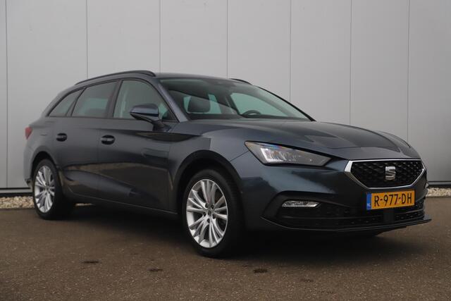 Seat LEON Sportstourer 1.0 TSI Style Business Intense 110PK Trekhaak 17 inch Full LED Navigatie Carplay Android Adaptive Cruise Lane Assist Getint Glas