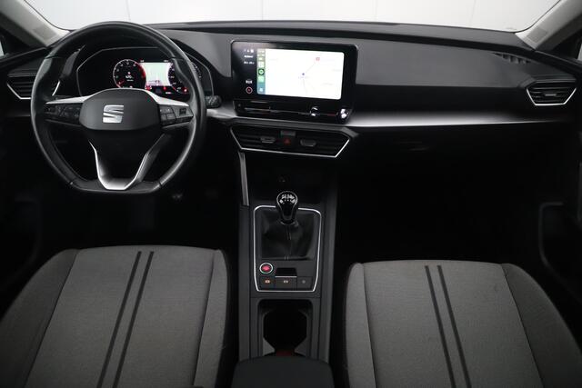 Seat LEON Sportstourer 1.0 TSI Style Business Intense 110PK Trekhaak 17 inch Full LED Navigatie Carplay Android Adaptive Cruise Lane Assist Getint Glas