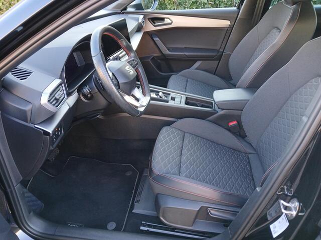 Seat LEON Sportstourer 1.5 eTSI FR Business Intense + Technology Pack + 18 inch, nieuwstaat!!