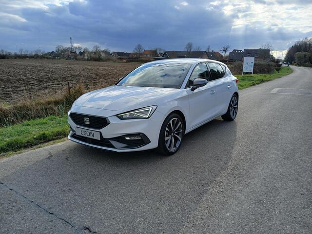 Seat LEON 1.5 TSI FR Business Intense + 18 inch