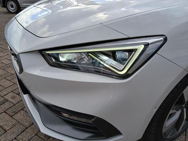 Seat LEON 1.5 TSI FR Business Intense + 18 inch