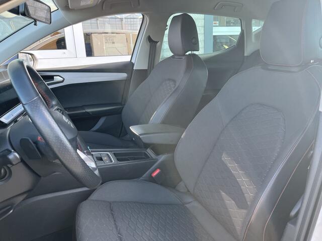 Seat LEON 1.4 TSI eHybrid PHEV FR / AUTOMAAT/ PARK. SENSOREN/ MATRIX/ CRUISE/ STOEL EN STUUR VERWARM./ BLUETOOTH/ NAVI/ CLIMA/ DAB