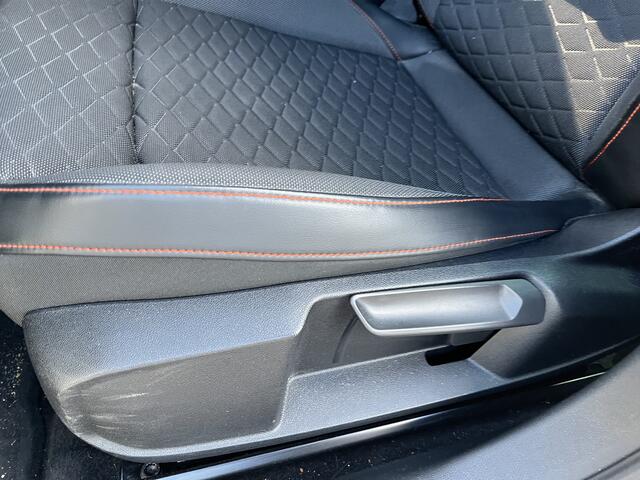 Seat LEON 1.4 TSI eHybrid PHEV FR / AUTOMAAT/ PARK. SENSOREN/ MATRIX/ CRUISE/ STOEL EN STUUR VERWARM./ BLUETOOTH/ NAVI/ CLIMA/ DAB