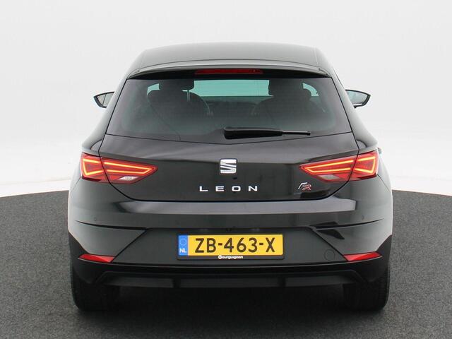 Seat LEON 1.0 TSI FR Business Intense | Full LED | Navigatie | 17 Inch | Privacy Glass | Camera | 114.025 Km!!