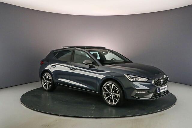 Seat LEON FR Business Intense 1.4 TSI e-Hybrid 204pk DSG Automaat Panoramadak, Adaptive cruise control, Navigatie, Achteruitrijcamera, Stuurwiel verwarmd, Parkeersensoren, App connect
