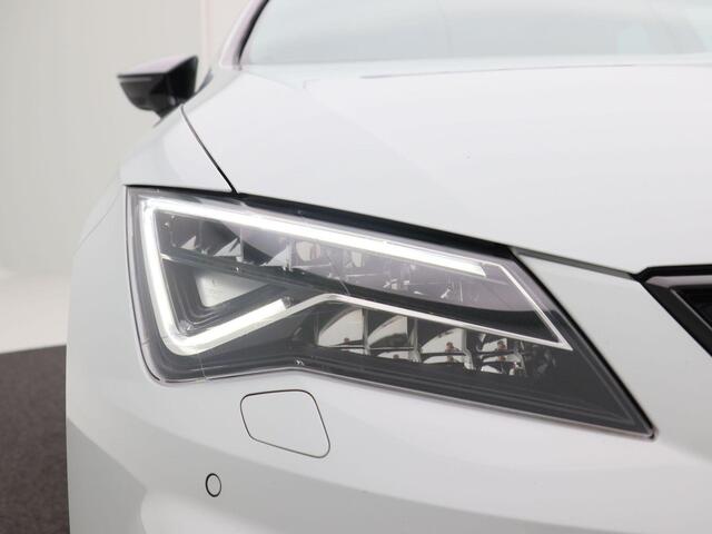 Seat LEON ST 2.0 TSi 290 Pk Automaat CUPRA | Privacy Glas | Camera | Trekhaak | Adaptive Cruise | Beats Audio