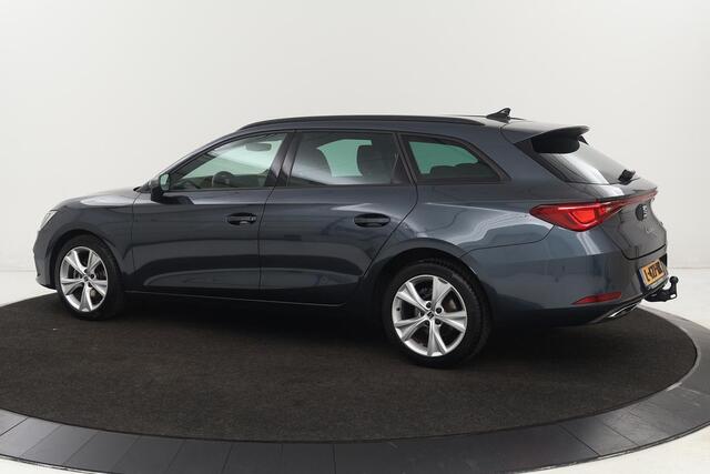 Seat LEON 1.5 eTSI FR Intens | Stoel & stuurverwarming | Adaptive cruise | Trekhaak | Carplay | Sfeerverlichting | Camera | Navigatie