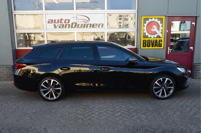 Seat LEON Sportstourer 1.5 eTSI FR Launch Edition O.a: Navi, Clima, PDC, Camera, Carplay, ACC, Rijklaar, Etc. All-in prijs!