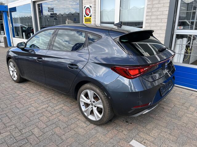 Seat LEON 1.4 TSI eHybrid PHEV FR / AUTOMAAT/ KEYLESS/ CRUISE/ DIGITAL DASH/ NAVI/ FULL LINK/ DAB/ CLIMATE/ STOELVERWARMING/ PARK. SENSOREN V&A