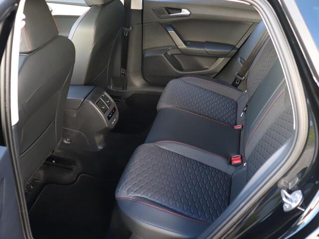 Seat LEON FR Business Intense 1.4 TSI eHybrid PHEV 204pk | Adaptieve cruise control | Achteruitrijcamera | Stoel- & stuurwielverwarming | Dodehoek sensor |