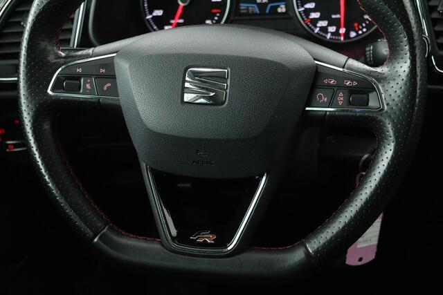 Seat LEON 1.4 TSI FR | Panoramadak | Stoelverwarming | Carplay | Alcantara | Full LED | Navigatie | Sportstoelen | PDC | Climate control