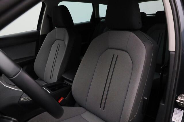 Seat LEON Sportstourer 1.0 TSI 110 pk Style Business Intense | Stuur-/stoelverwarming | Achteruitrijcamera | Navigatie | Adaptive Cruise
