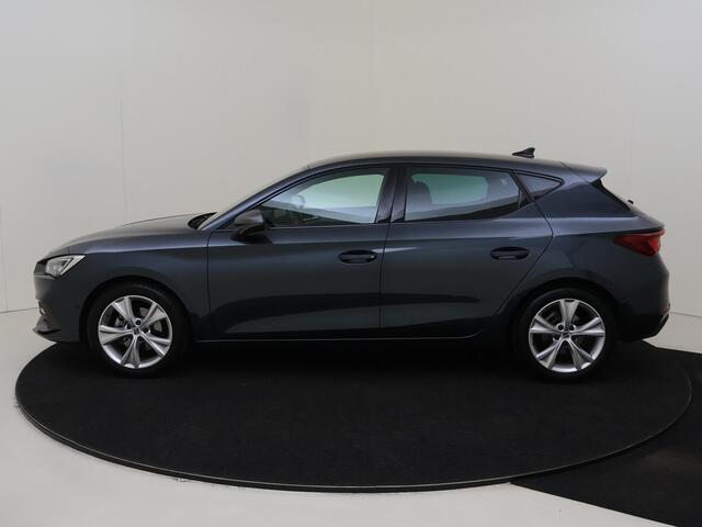 Seat LEON 1.5 eTSI FR Launch Edition | Navigatie