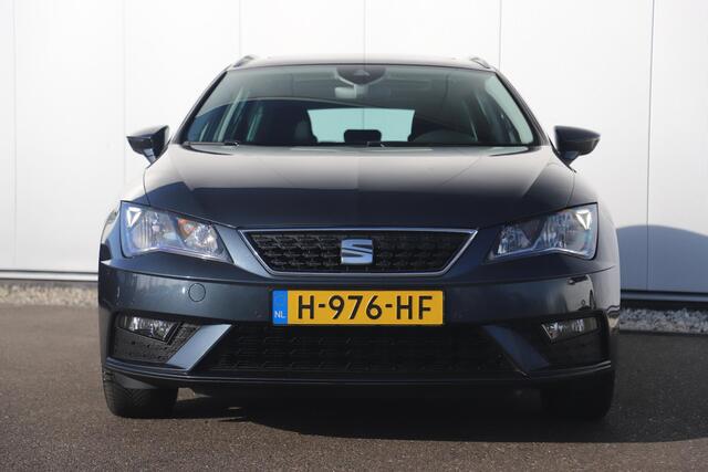 Seat LEON ST 1.5 TSI Style Ultimate Edition 131PK Virtual Trekhaak Panoramadak Navigatie Achteruitrijcamera Clima Carplay