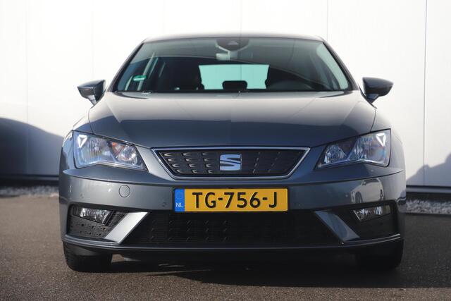Seat LEON 1.0 EcoTSI Style Business Intense Trekhaak Virtual Beats Navigatie Achteruitrijcamera Clima Carplay Android Keyless 16 inch LMV