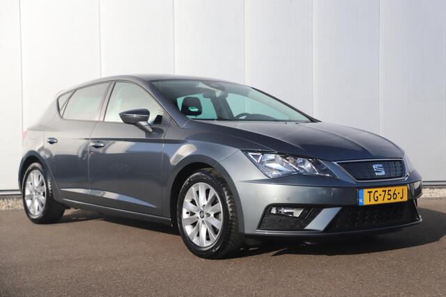 Seat LEON 1.0 EcoTSI Style Business Intense Trekhaak Virtual Beats Navigatie Achteruitrijcamera Clima Carplay Android Keyless 16 inch LMV
