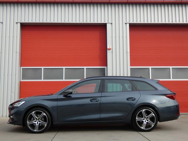 Seat LEON Sportstourer 1.5 eTSI FR/ automaat/ lage km/ zeer mooi!