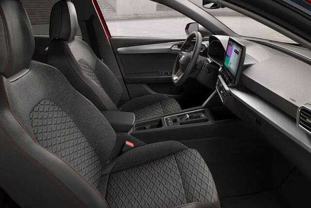 Seat LEON Sportstourer Style Business Intense 1.5 TSI eHybrid PHEV 204pk | Trekhaak | Adaptive cruise control | Achteruitrijcamera | Navigatie